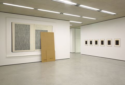 03_Ausstellungsansicht_Macht der Sprache